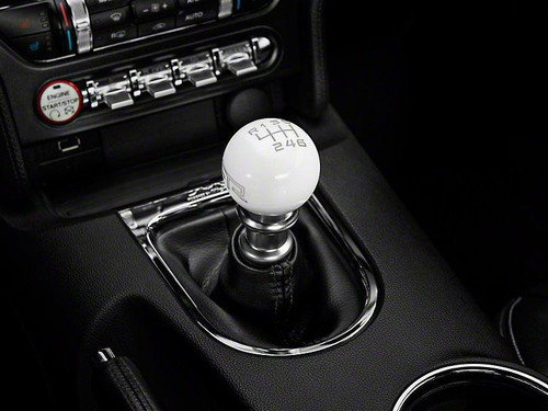 11-14 Ford Mustang (5.0) Schaltknauf Schaltgetriebe - RTR - Weiß - Graue Gravur