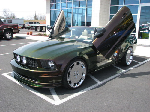 05-14 Ford Mustang Flügeltüren - LSD Doors - Lambo Style Doors