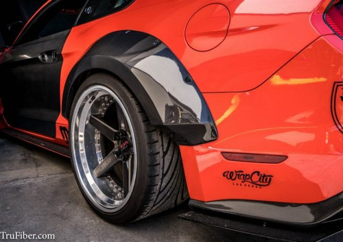 15-17 Ford Mustang GT Set Kotflügelverbreiterung - 3 Zoll - Carbon Hinten