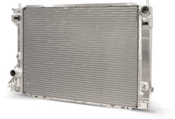 05-10 Ford Mustang (4.6) Wasserkühler (35230096)