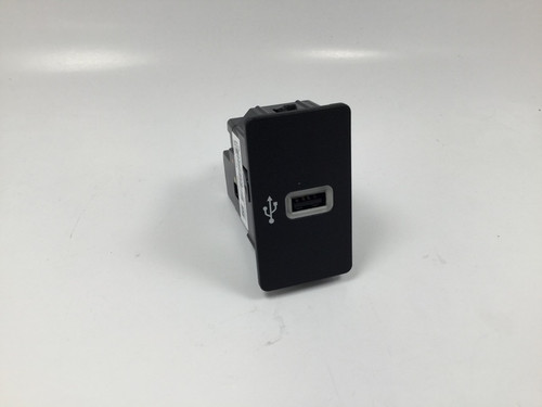 15-17 Ford Mustang USB-Anschluss