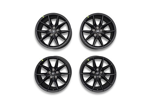 24-26 Ford Mustang Felgensatz - VA 9.5x19 - HA 10x19 - Schwarz 24-26 Ford Mustang Felgensatz - VA 9.5x19 - HA 10x19 - Schwarz