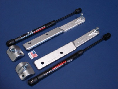 05-12 Ford Mustang Haubenlift