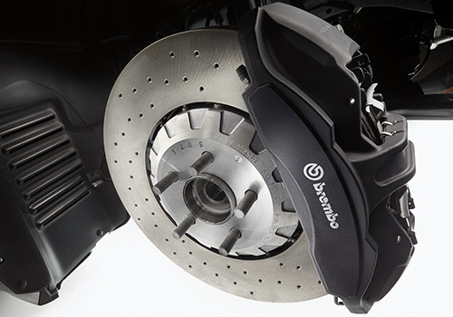 15-23 Ford Mustang (2.3, 5.0, 5.2) Upgrade Bremsanlage - OEM GT350R - 15,5 Zoll / 14,9 Zoll - VA / HA - Schwarz