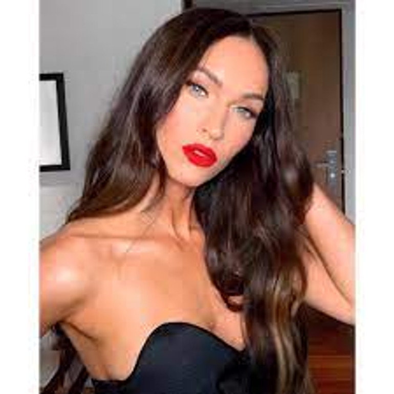 Megan Fox Know Fashion by Luci Black