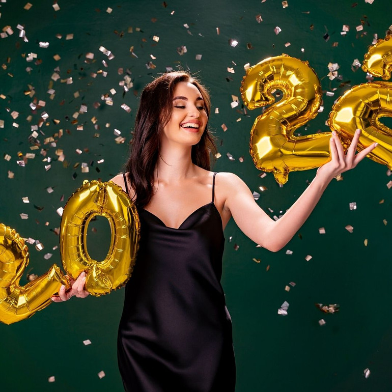 10 Essential Sexy Outfits For 2022 10 Essential Sexy Outfits For 2022