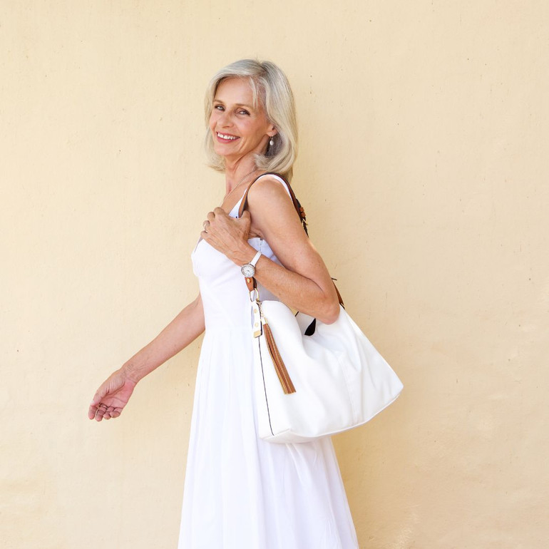 Unlock the Fountain of Youth: Effortlessly Defy Age with These Unbelievable Fashion Tips That Will Leave Everyone Guessing!