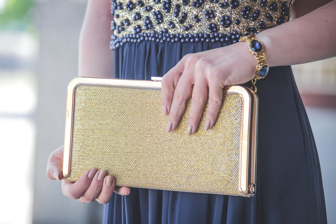 Choosing the Right Handbag for Every Formal Occasion
