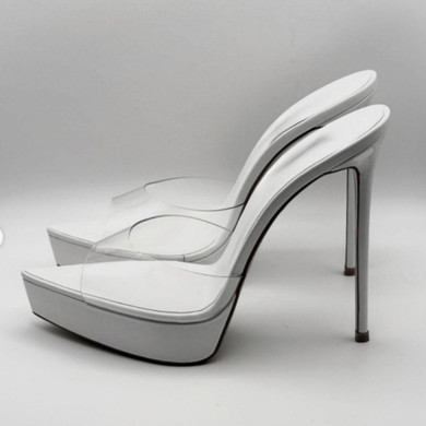 Grrly Grrls Lucent Apex Mules 