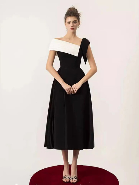 Contrast Incline Shoulder Midi Dress