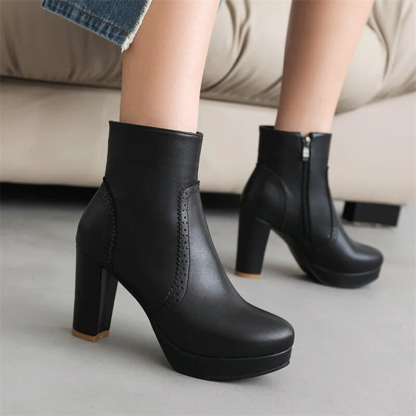 Elegant Platform Ankle Boots