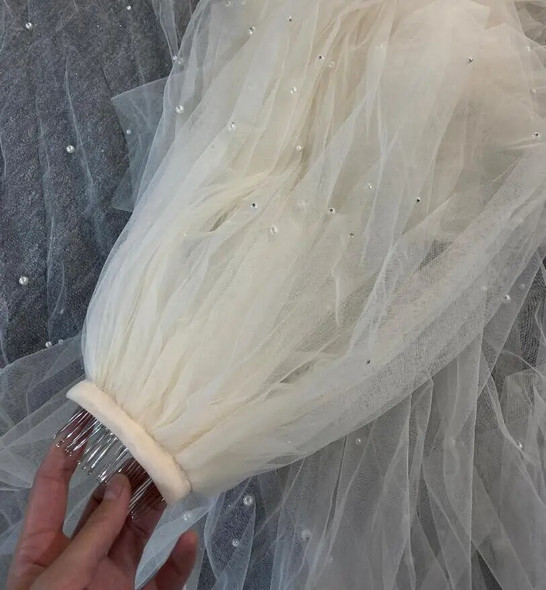 Lacey Full Pearl Veil