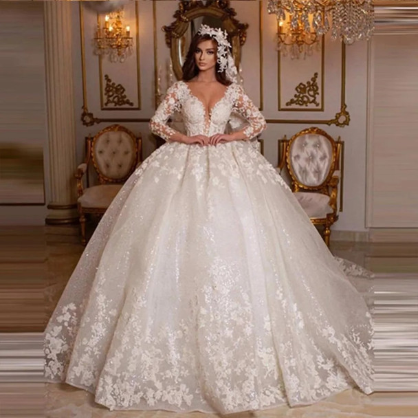 Beaded Appliques Ball Gown Wedding Dress