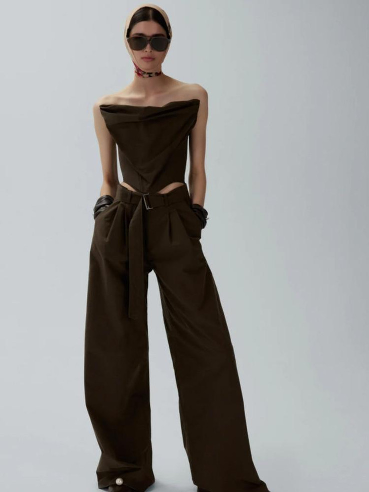  Bronze Siren Two-Piece Set  