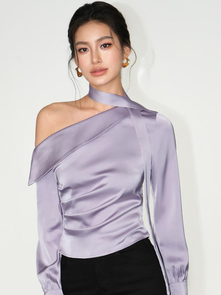  Asymmetria Folded Blouse 
