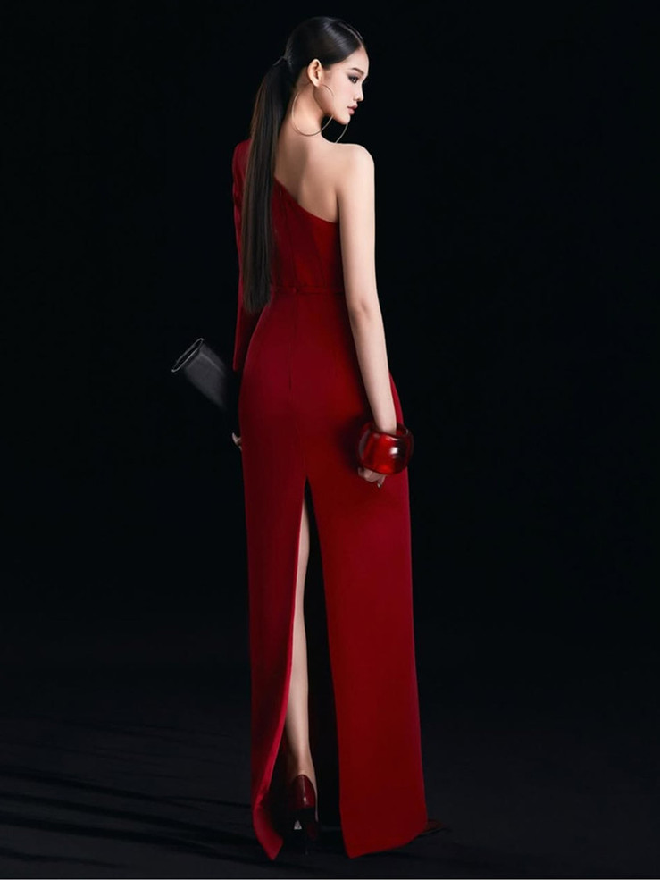 Crimson Rift Gown 