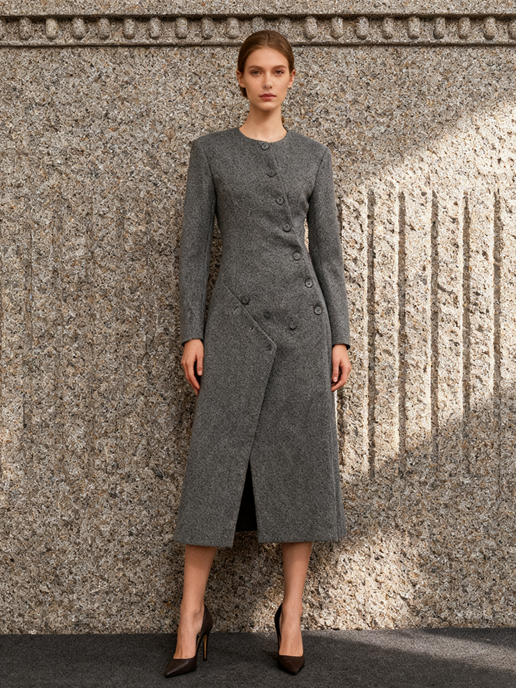 Contour Poise Coat 