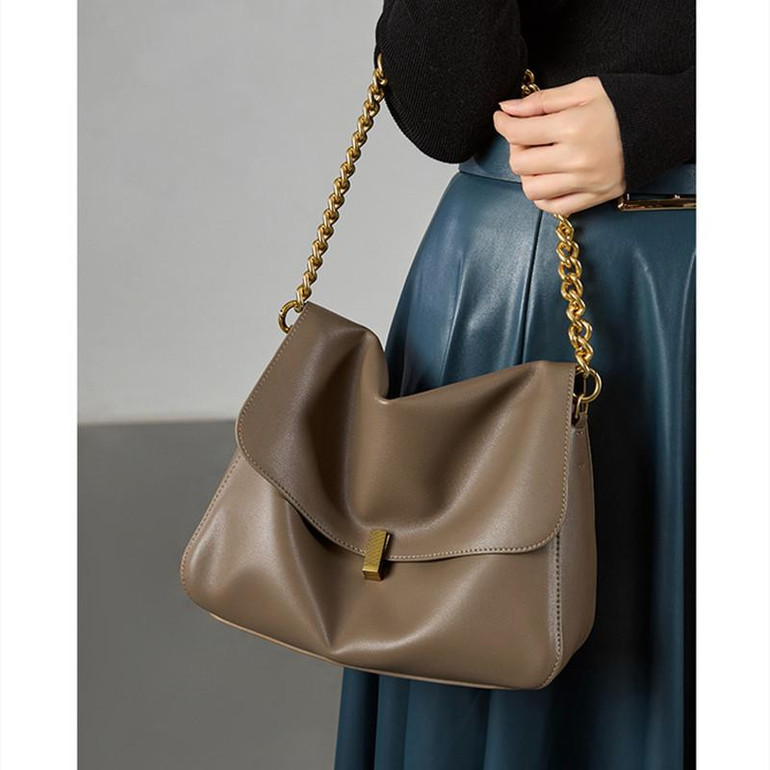 Grrly Grrls Chainborne Satchel Bag 
