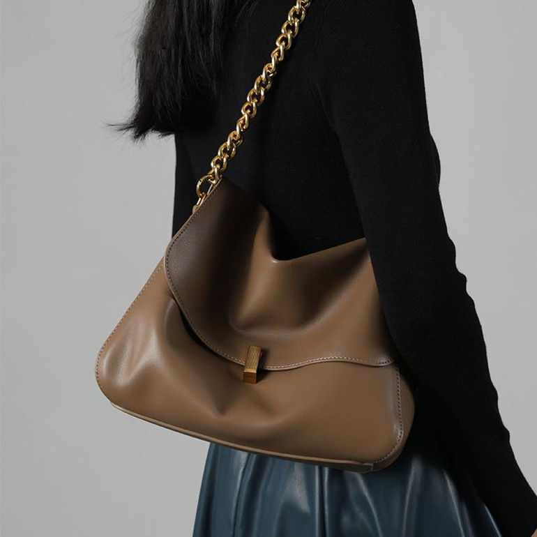 Grrly Grrls Chainborne Satchel Bag 