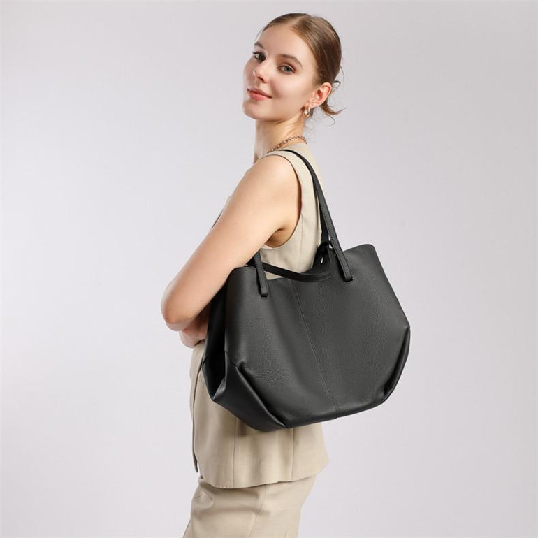 Grrly Grrls Dualform Leather Set
 