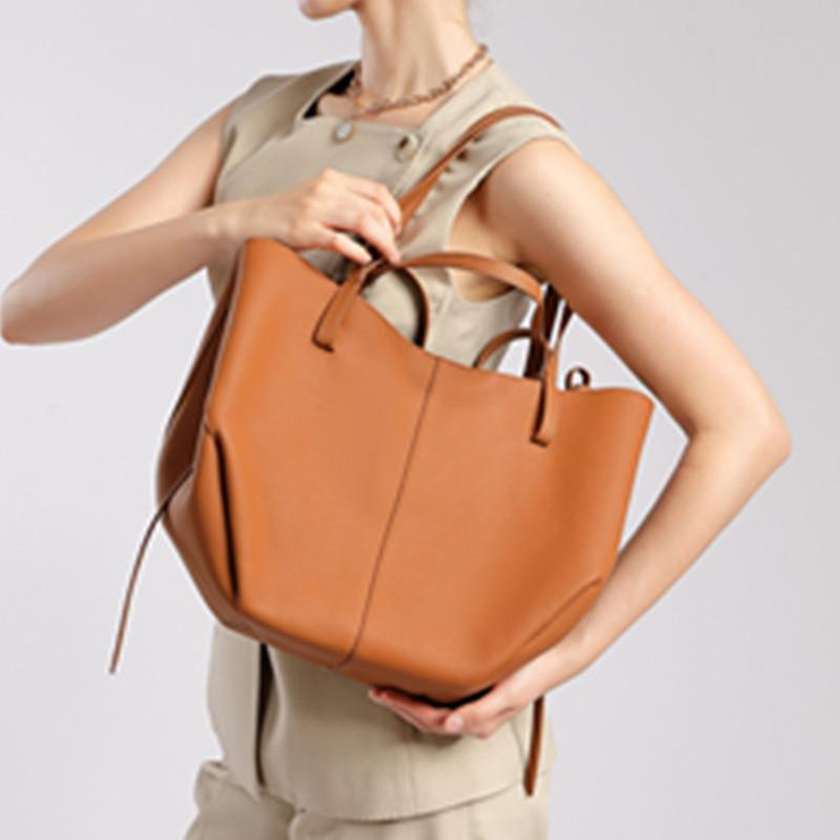 Grrly Grrls Dualform Leather Set
 