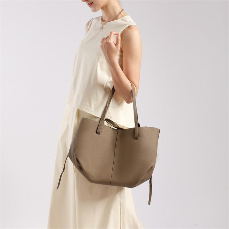 Grrly Grrls Dualform Leather Set
 