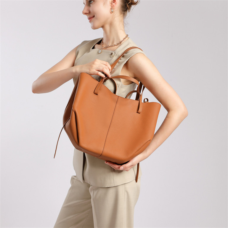 Dualform Leather Set
