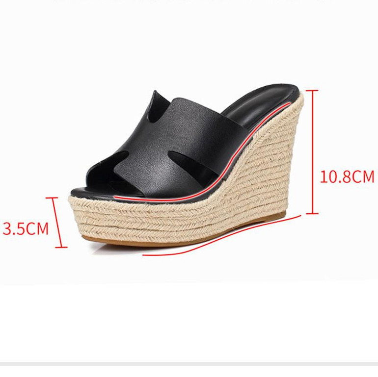 Grrly Grrls Strawbound Platform Wedges  