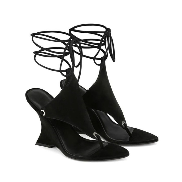 Saffron Pinch Wedges