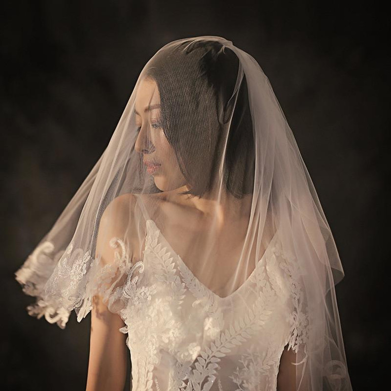 Grrly Grrls Vintage Lace Embroidery Multi Layer Veil 