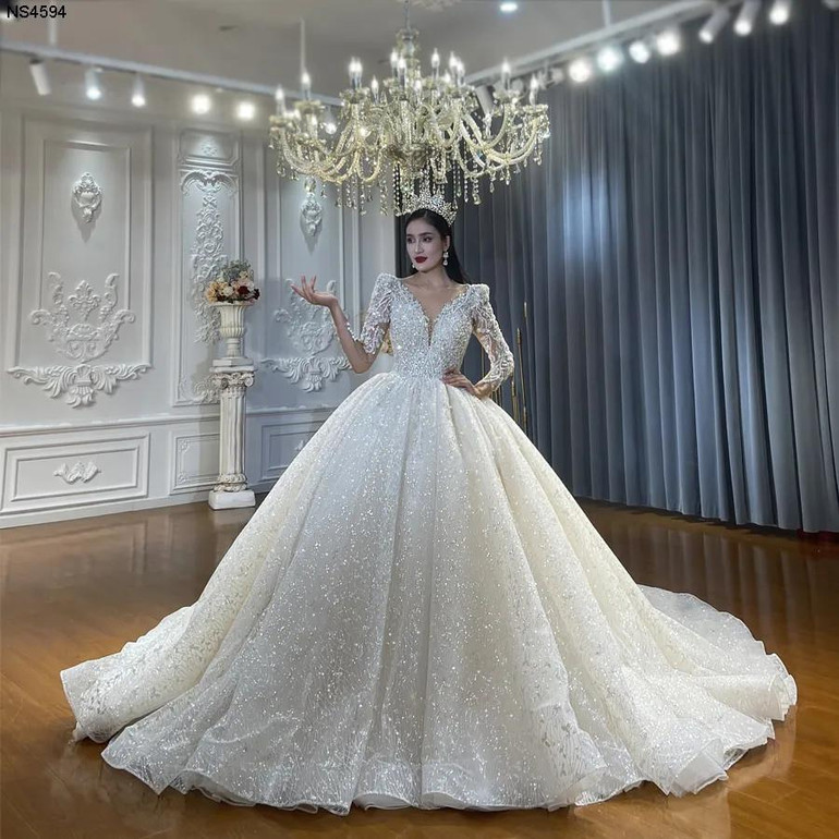  Glamorous Sequined Wedding Dress  
