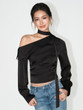  Asymmetria Folded Blouse 