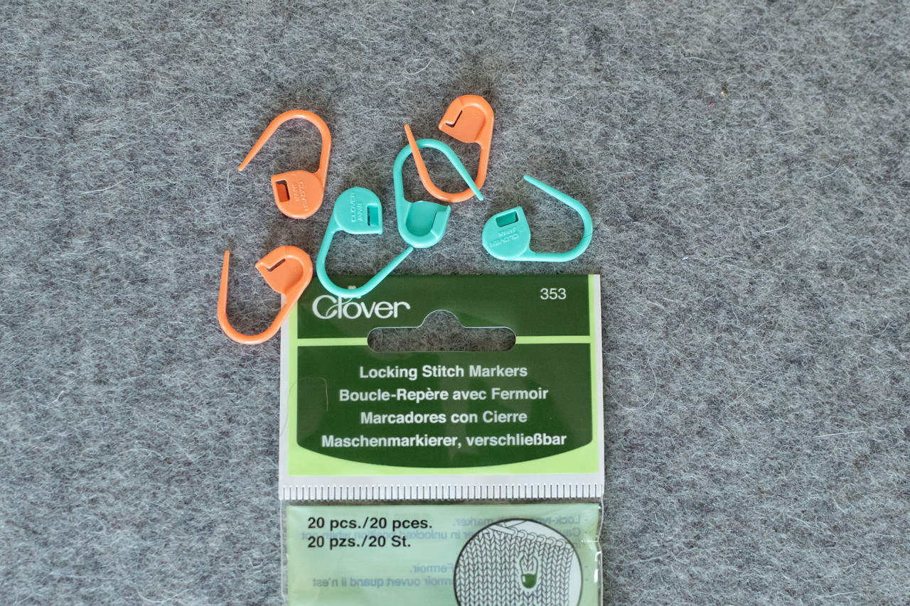 Clover Jumbo Locking Stitch Markers 3109