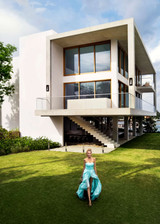 Hinkley 120V Prestigious Contemporary Bollard Light