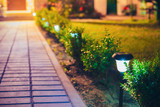 How to Wire Landscape Lights With Crimp Connectors