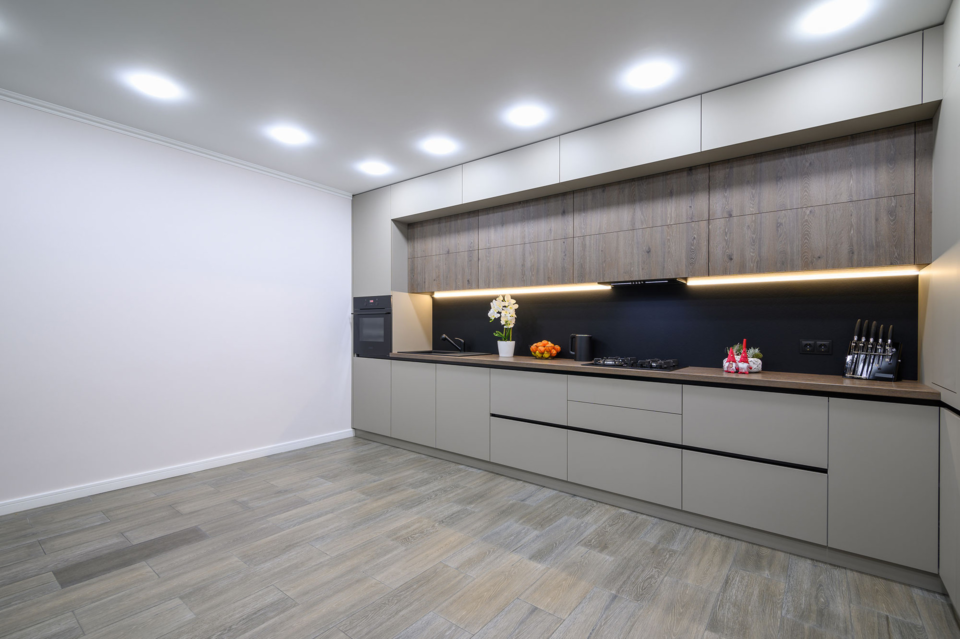 Top 5 Benefits of Recessed Lighting for Modern Homes thumbnail image