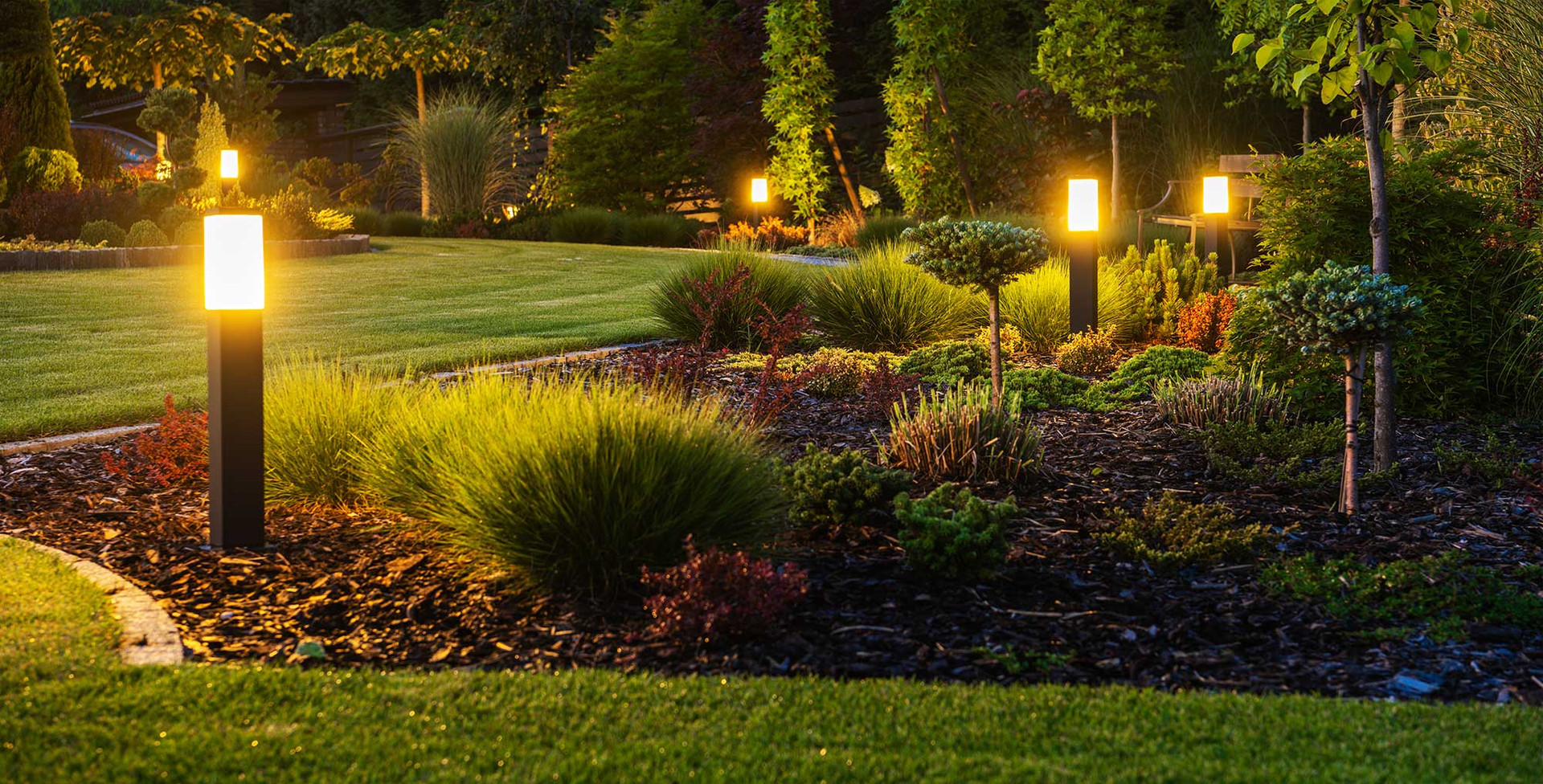 How Far Apart Should Landscape Lights Be? A Practical Guide to Path, Step, Deck, and Uplight Spacing thumbnail image