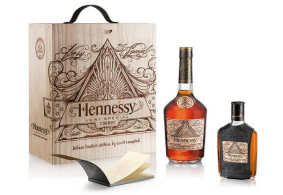 Hennessy Very scott campbell 限定版 2本セット. Hennessy Very Special Deluxe Limited Edition by Scott Campbell