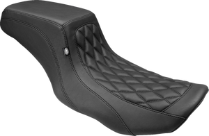 Mustang 88416 Black Double Diamond Squareback Seat 24-25 M8 glides Mustang 88416 Black Double Diamond Squareback Seat 24-25 M8 glides