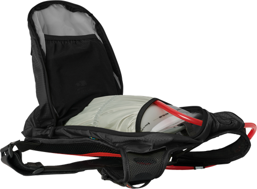 USWE 5209077001 OUTLANDER MOTO 9L HYDO PACK BLACK