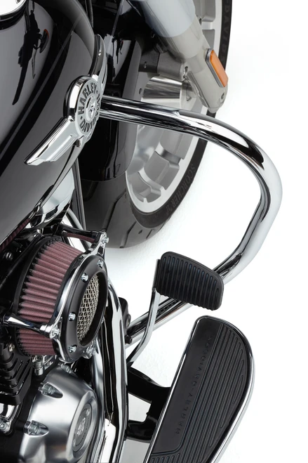 COBRA 601-2105 FREEWAY BARS 1.25" CHROME FLSTC 00-17