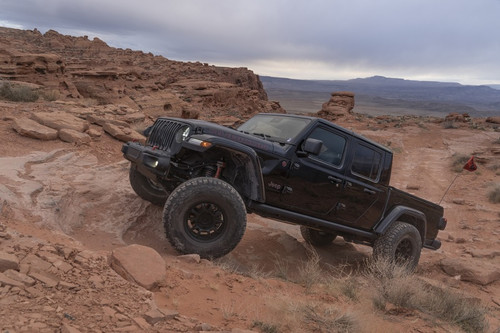 Fox 18-Up Jeep JL / 20-Up Gladiator 2.0 Factory Series Gen2 2.0in. Trvl 10in Ext Front Bump Stop IFP - 883-02-167