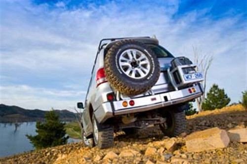 ARB Rear Bar 200 Series Blk 2007 To 10/15 (Fit Kit NOT Included) - 5615010