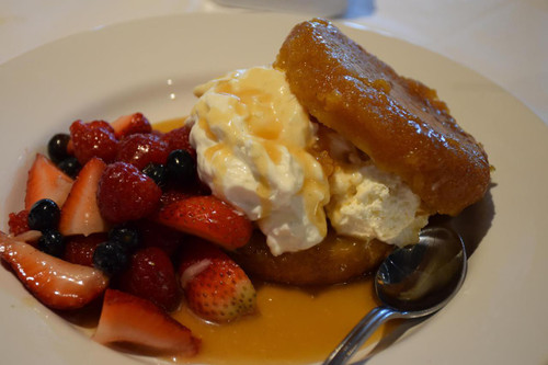 CARAMEL CORNBREAD