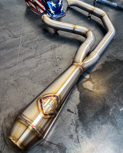 SP Concepts SPC SPC-2-001 Lanesplitter 2:1 Exhaust Stainless

Harley Touring models FL M8 17-24