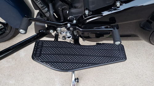 Thrashin Supply TSC-2200-1 Black Driver Floorboards Harley FL Bagger