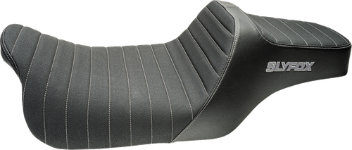 Slyfox 4710B-SlyFox Highnoon Seat Classic Stitch Silver Logo 23-25 Glide FL Road & Street Glide