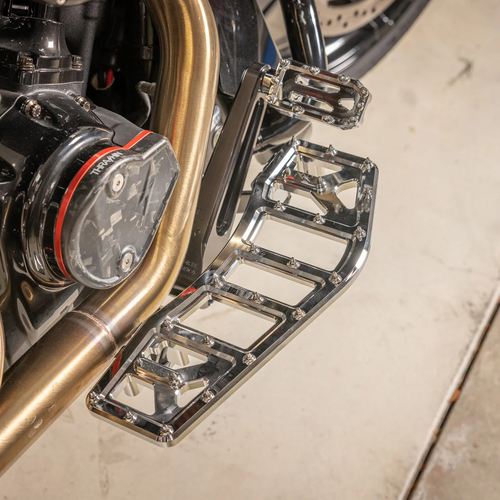 Thrashin Aggressor Floorboards Chrome FL Touring 07-25 TSC-2219-3