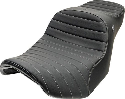 Slyfox 4729B Chariot Seat Silver Classic Stitch Silver Logo FLH/FLT '23.5-'26