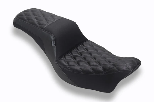 Mustang 78810GM 06-17 HD Dble Diamond Squareback One-piece, 2 Up Dyna Black W/gunmetal Thread